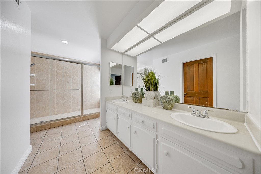 22737 Timbertop Property Photo 44