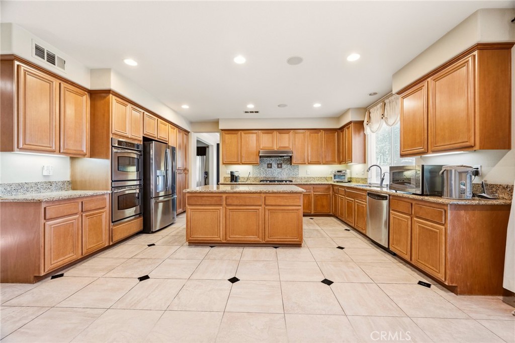 6981 Wild Lupine Road Property Photo 4