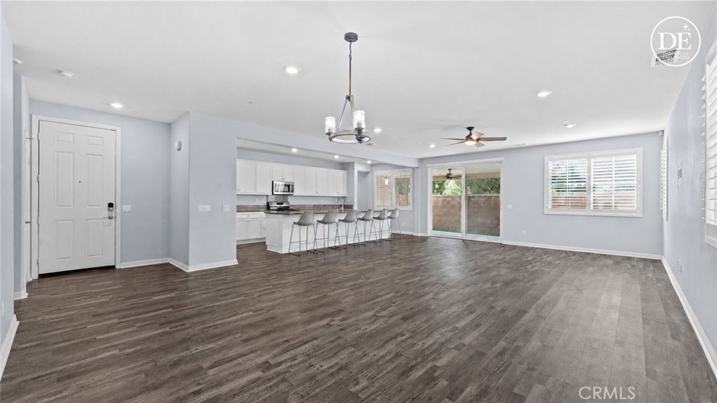 3147 E Yellowstone Drive Property Photo 4
