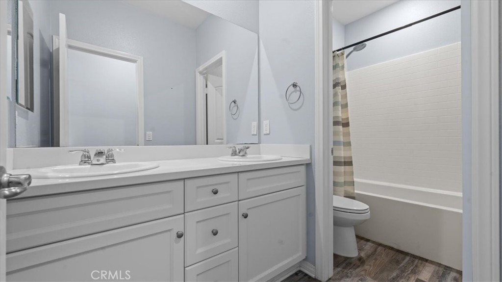 3147 E Yellowstone Drive Property Photo 29
