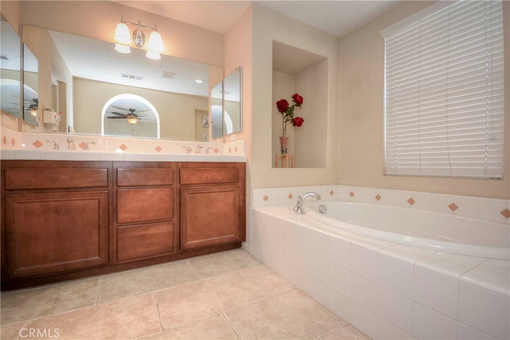 4452 Owens 105 Property Photo 30