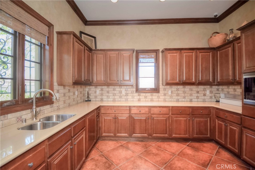 4452 Owens 105 Property Photo 60