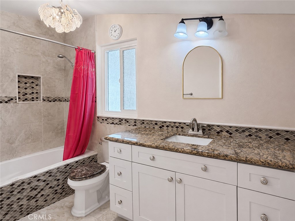 16872 Hazeltine Court Property Photo 15