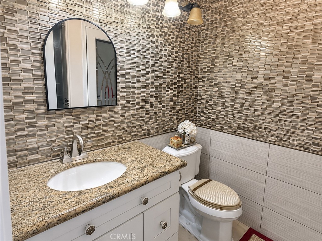 16872 Hazeltine Court Property Photo 18
