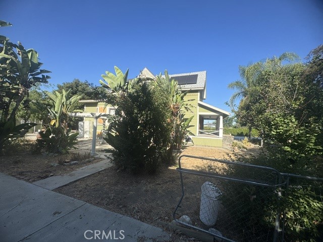 850 E Columbia Property Photo 22