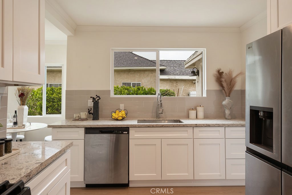 2070 El Sereno Property Photo 11