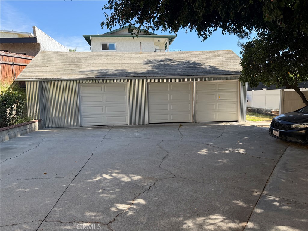 13522 Penn Property Photo 6