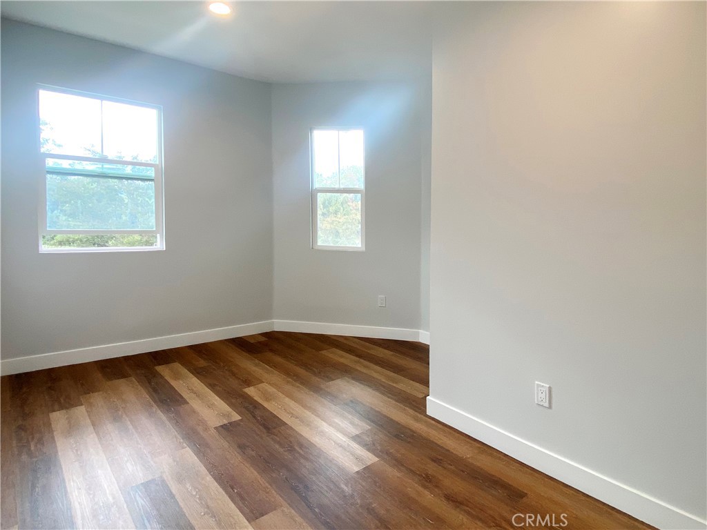 300 E Alhambra Road E Property Photo 10