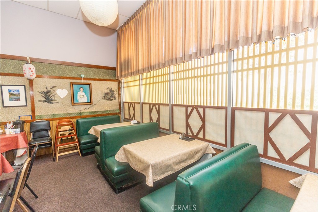 6729 Greenleaf Property Photo 7
