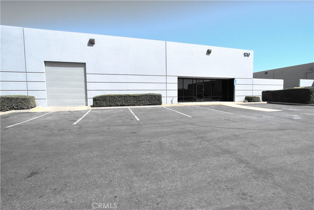1210 E Lexington Avenue Property Photo 3
