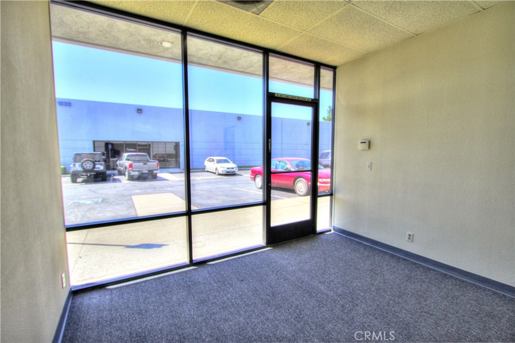 1210 E Lexington Avenue Property Photo 4