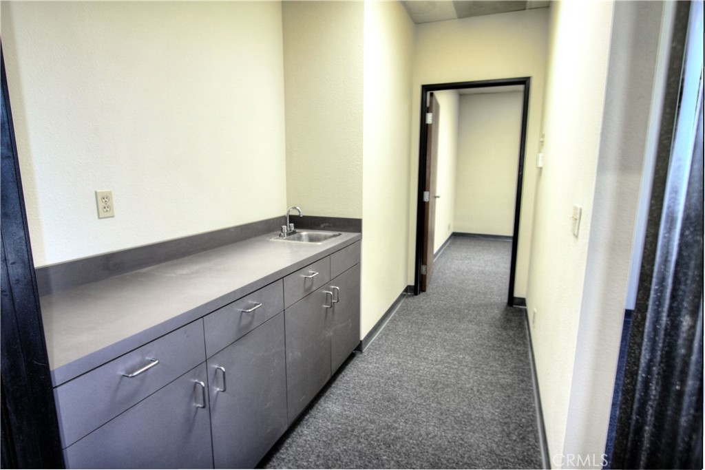 1210 E Lexington Avenue Property Photo 5
