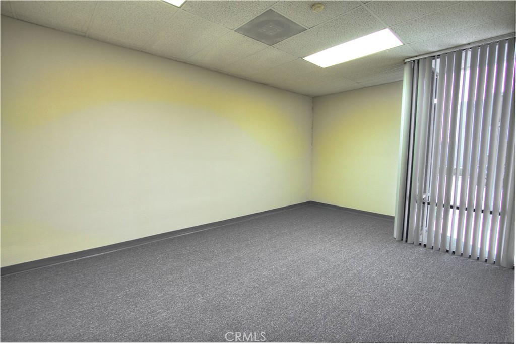 1210 E Lexington Avenue Property Photo 6