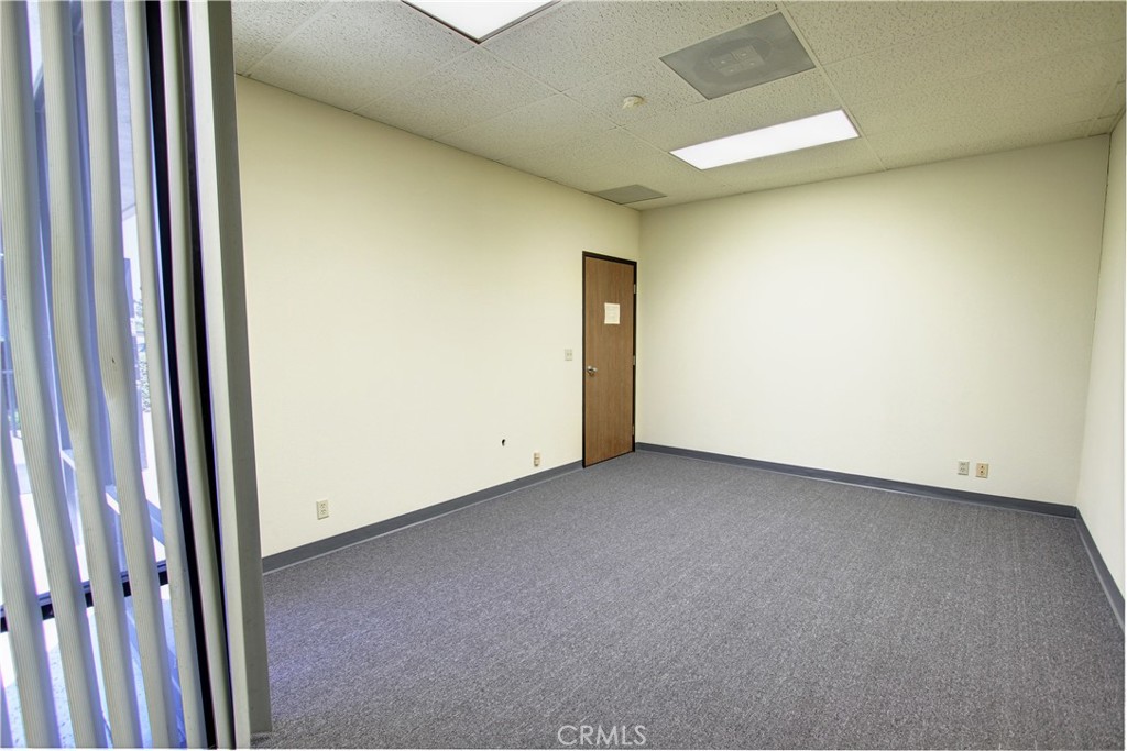 1210 E Lexington Avenue Property Photo 8