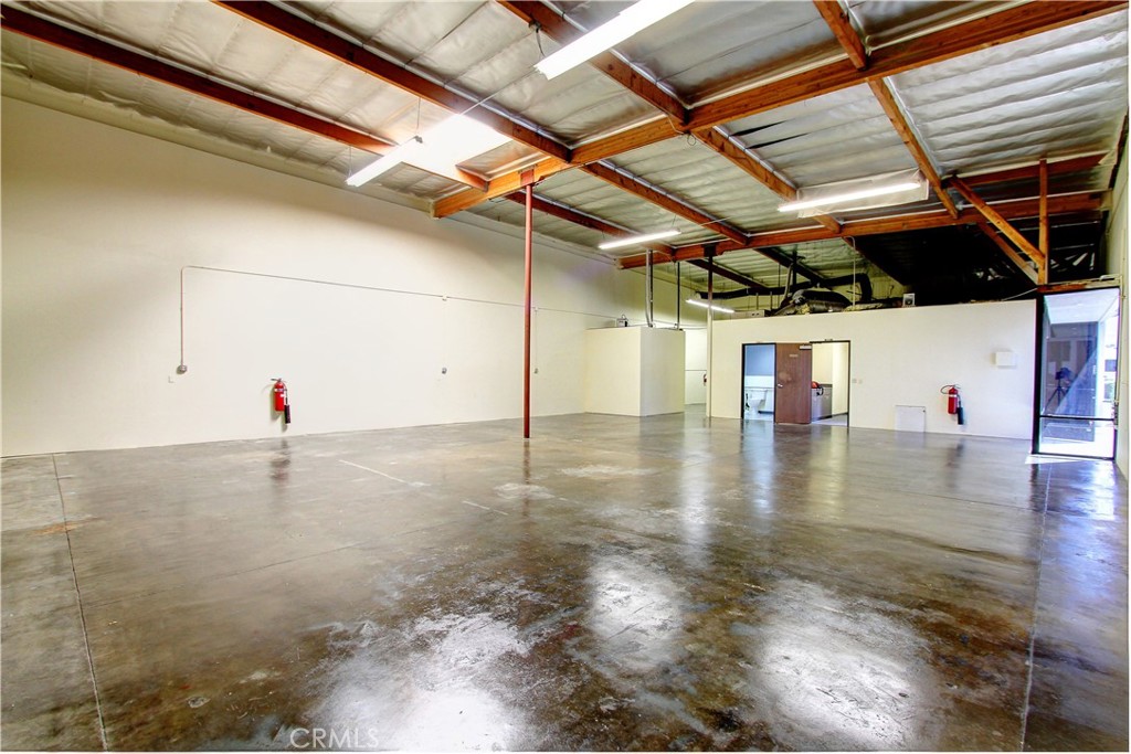 1210 E Lexington Avenue Property Photo 13