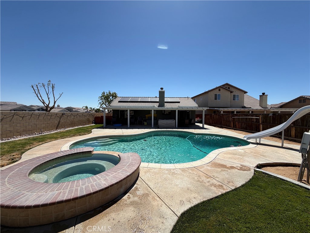13698 Gateway Property Photo 1