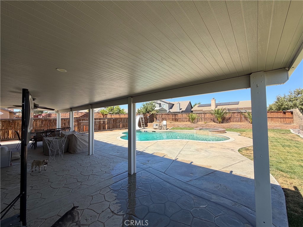 13698 Gateway Property Photo 23