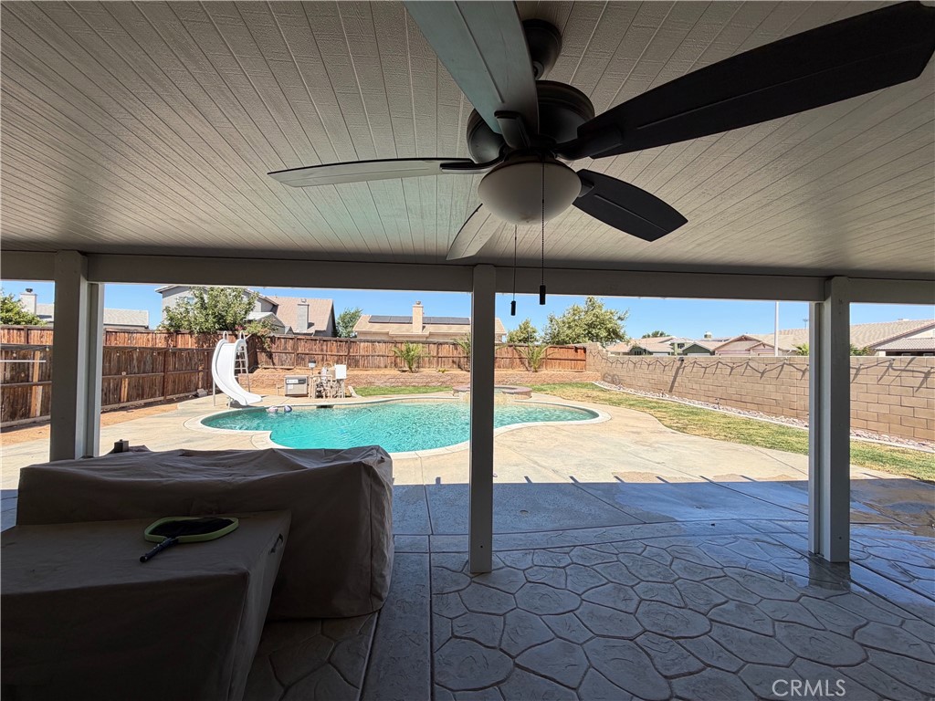 13698 Gateway Property Photo 24