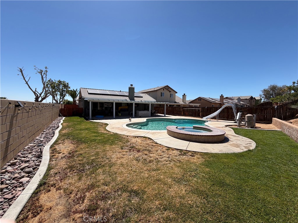 13698 Gateway Property Photo 25