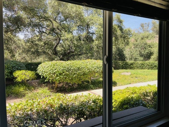 664 Driftwood Lane Property Photo 4