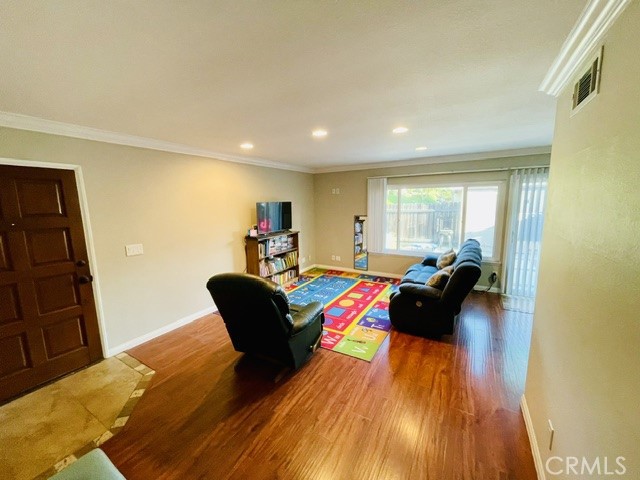 664 Driftwood Lane Property Photo 5