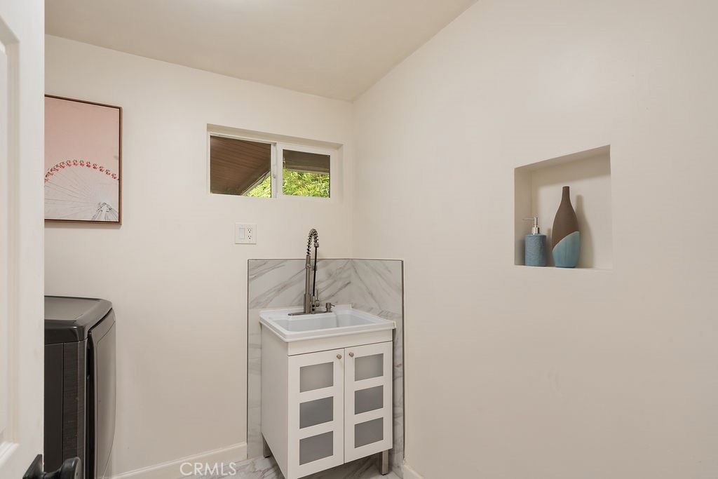 8503 Callita Property Photo 15