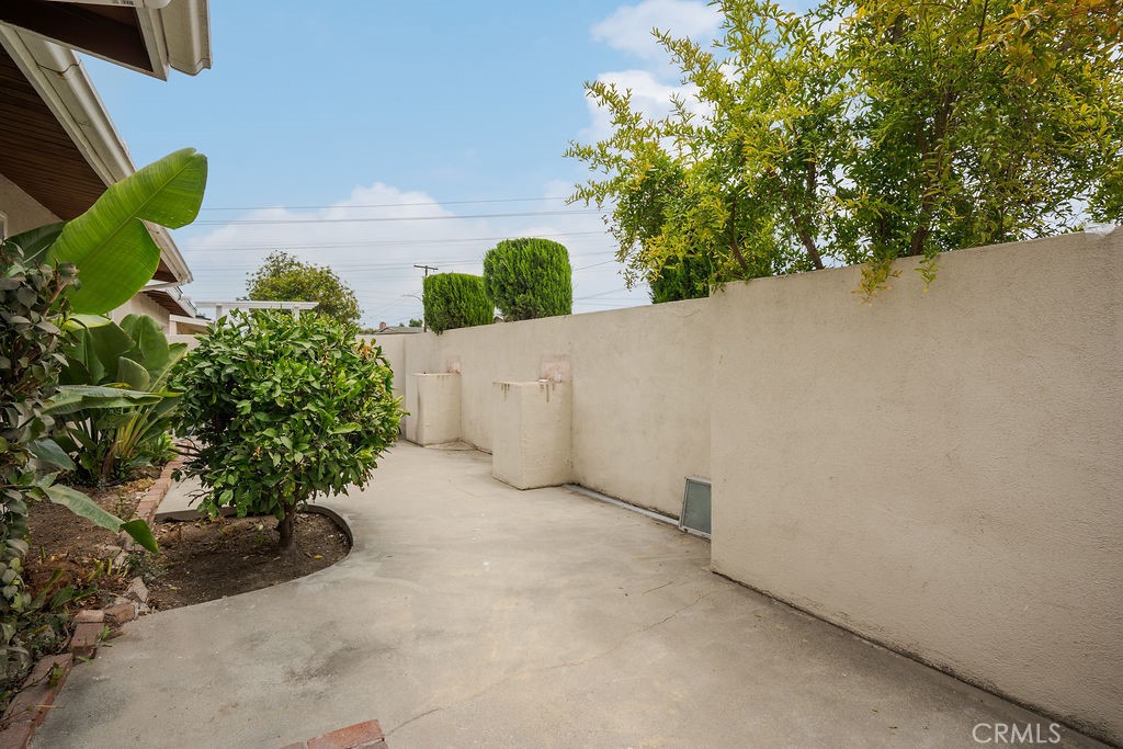 8503 Callita Property Photo 33
