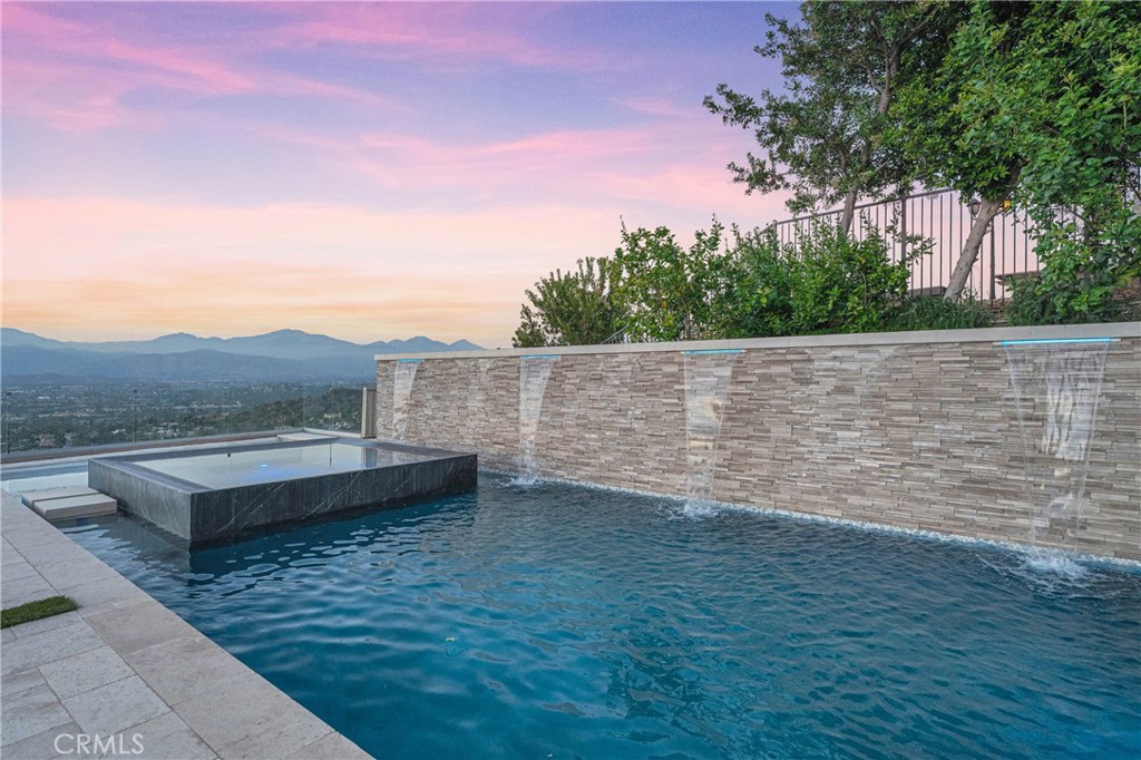 1232 Inspiration Property Photo 17