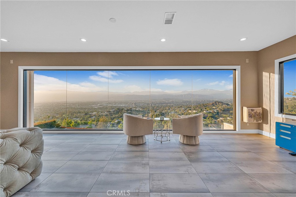 1232 Inspiration Property Photo 35
