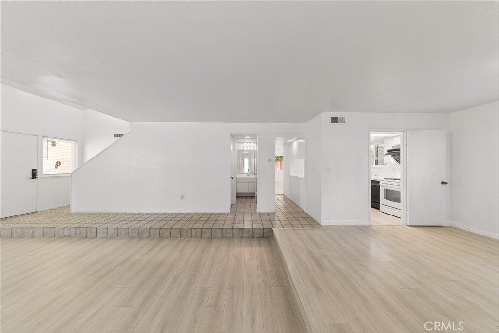 3510 Palisade St Property Photo 11