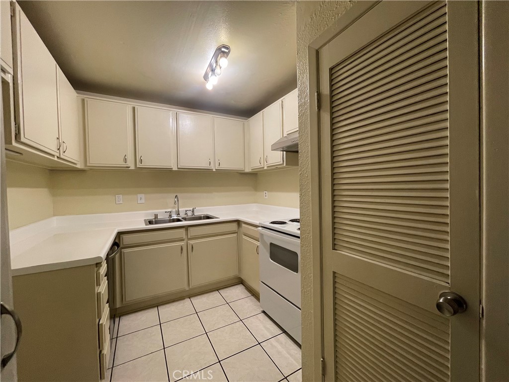 22812 Hilton Head Drive 56 Property Photo 11