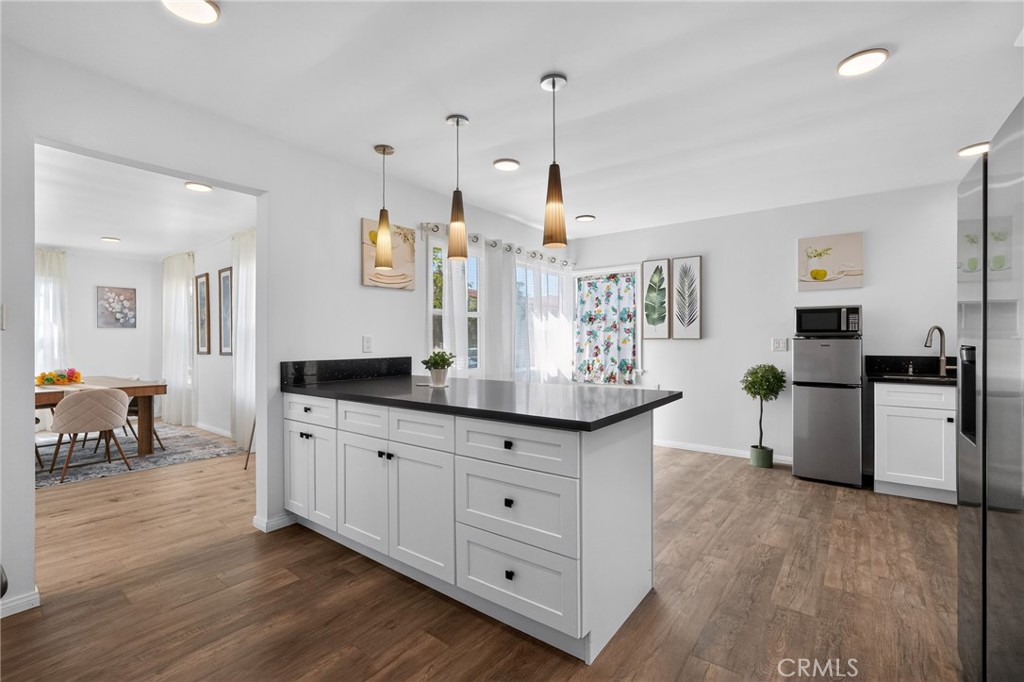 15804 Dalton Avenue Property Photo 7