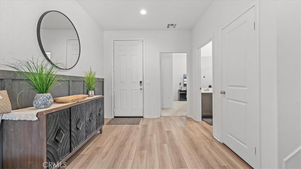 4230 Empressa Circle Property Photo 6
