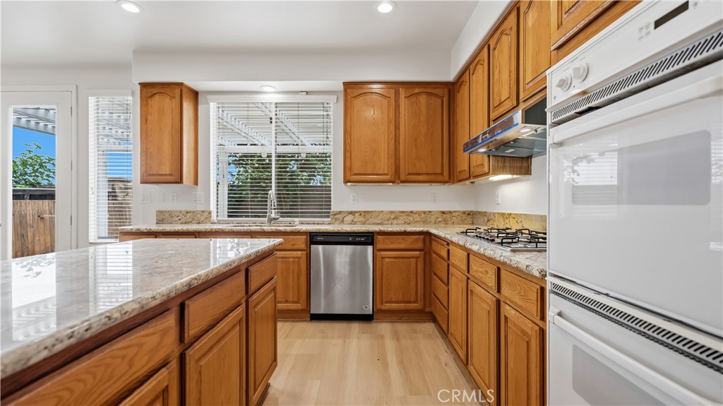 16249 Vermeer Property Photo 12