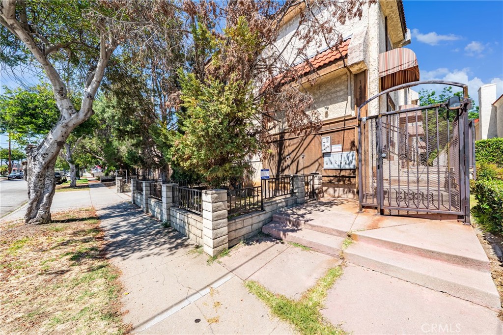 1420 S 5th Street E Property Photo 1
