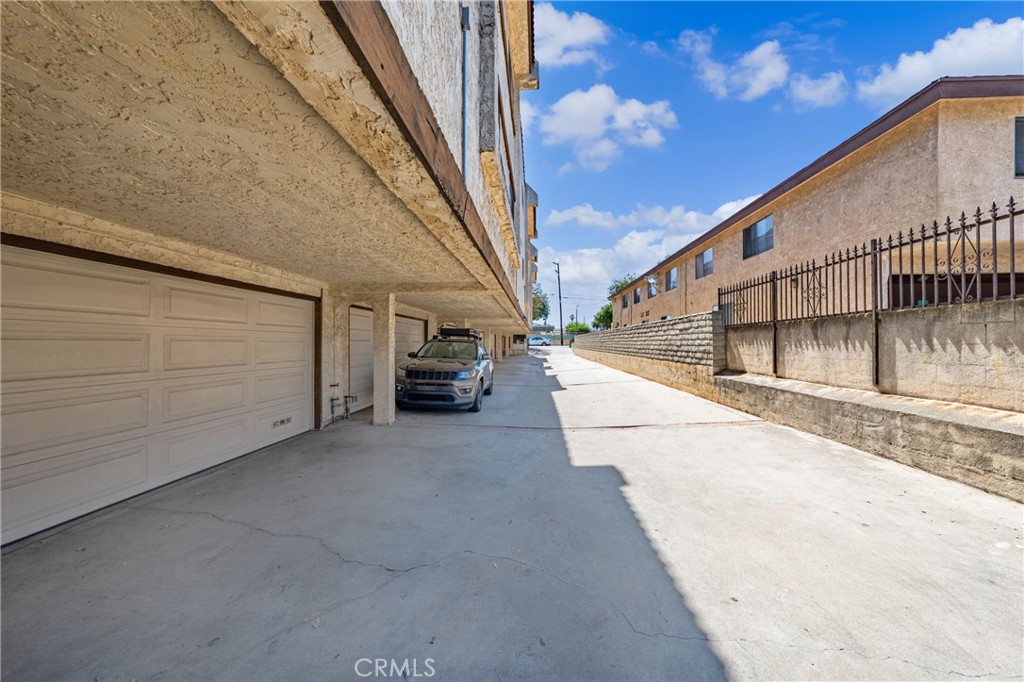 1420 S 5th Street E Property Photo 8