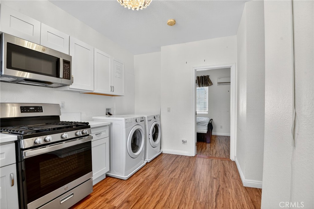 20122 Candleflame Court Property Photo 4