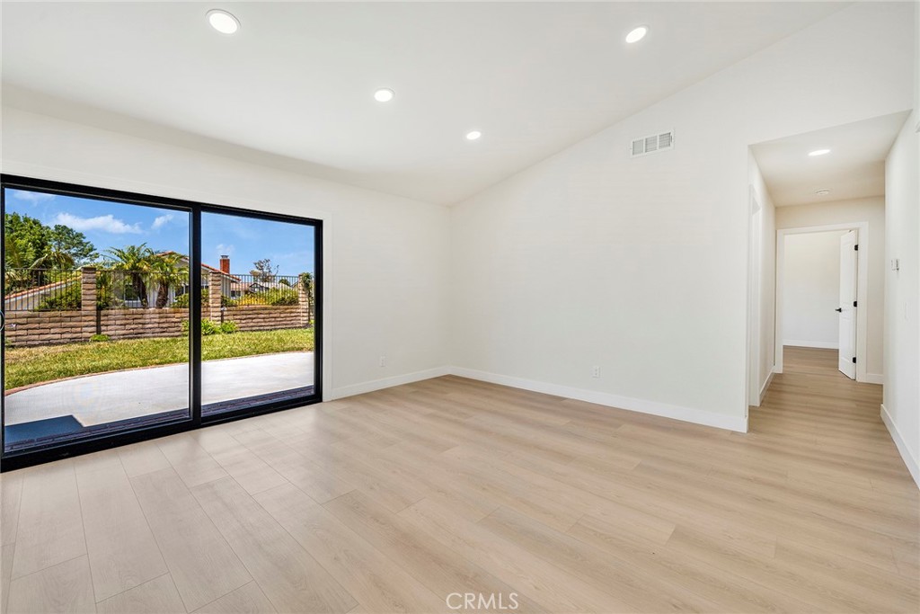 1309 Deeplawn Drive Property Photo 24