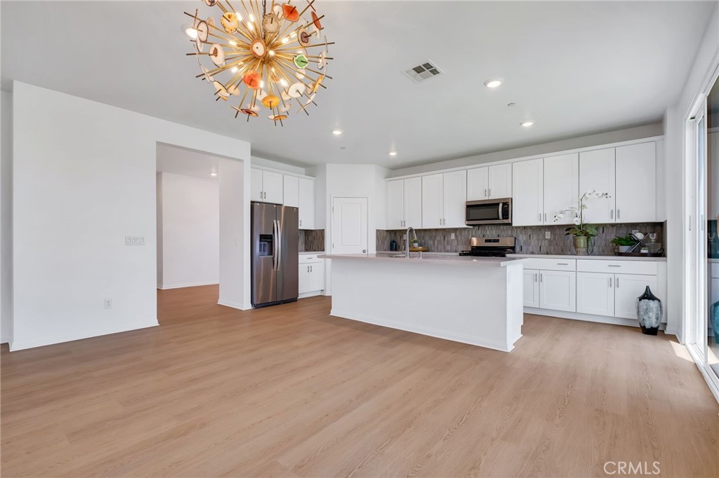 15538 Hawk St Property Photo 10
