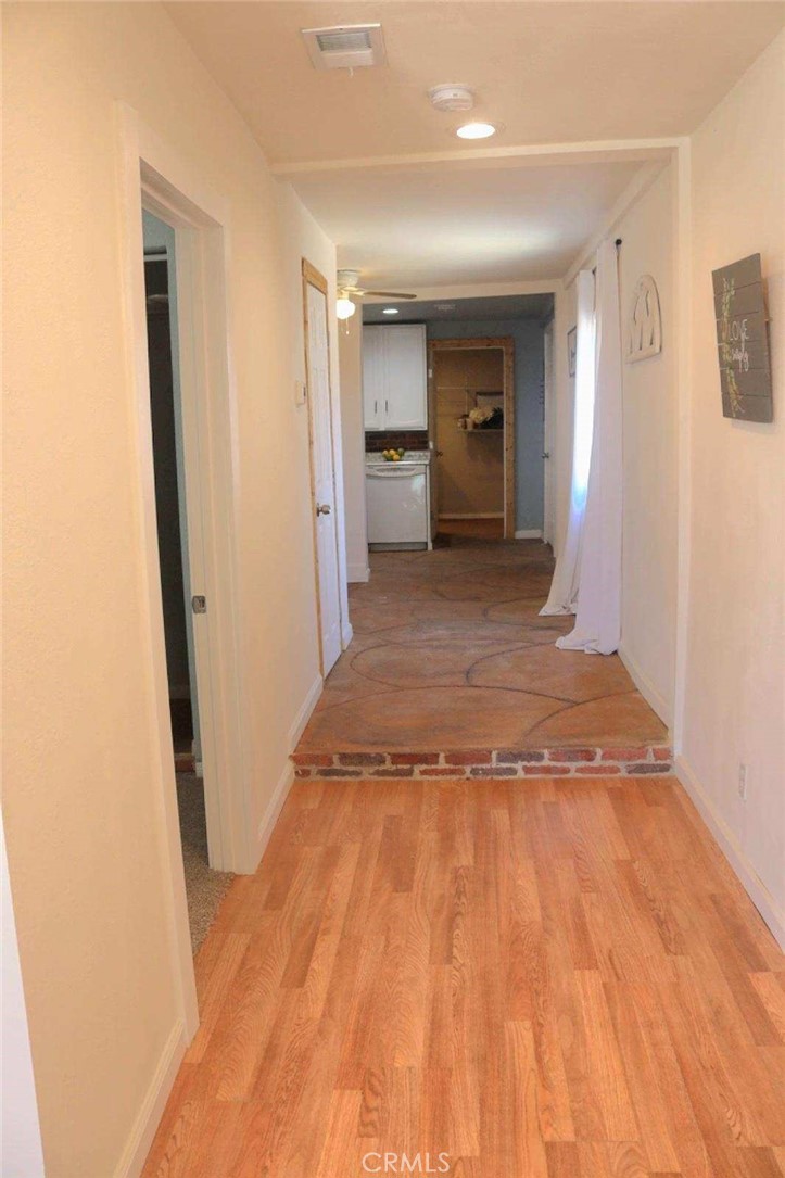 82414 3rd Property Photo 20