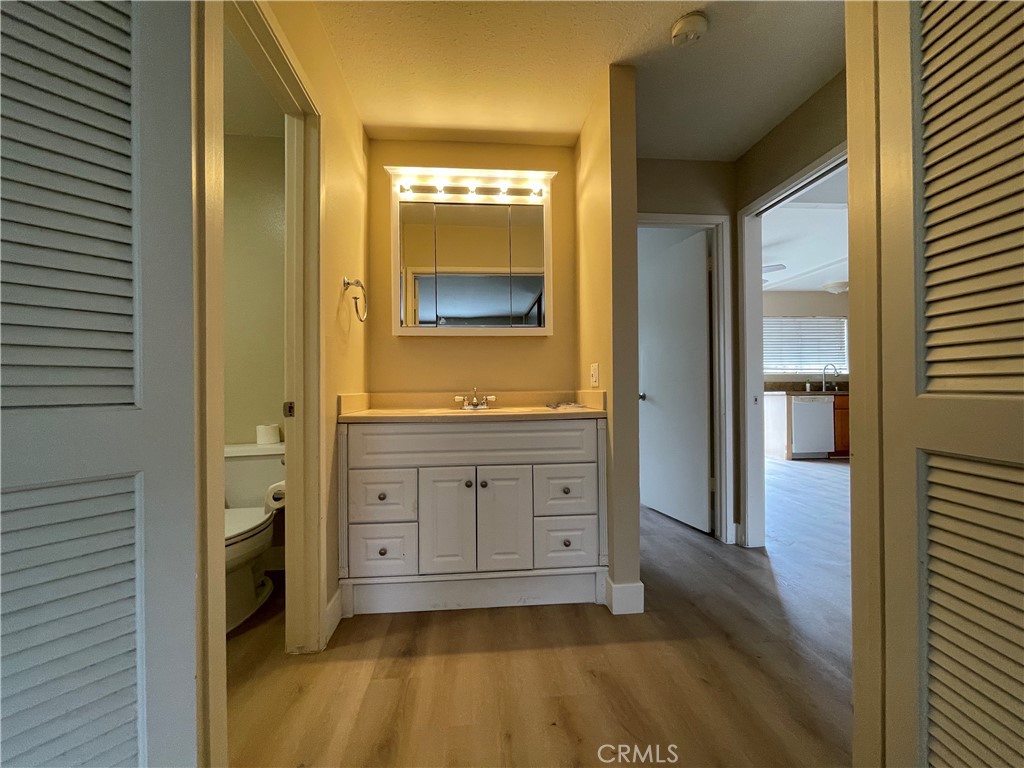 61 Streamwood Property Photo 12