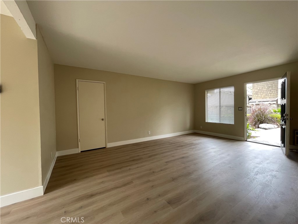 61 Streamwood Property Photo 14