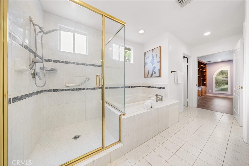 1823 Cliffbranch Property Photo 38