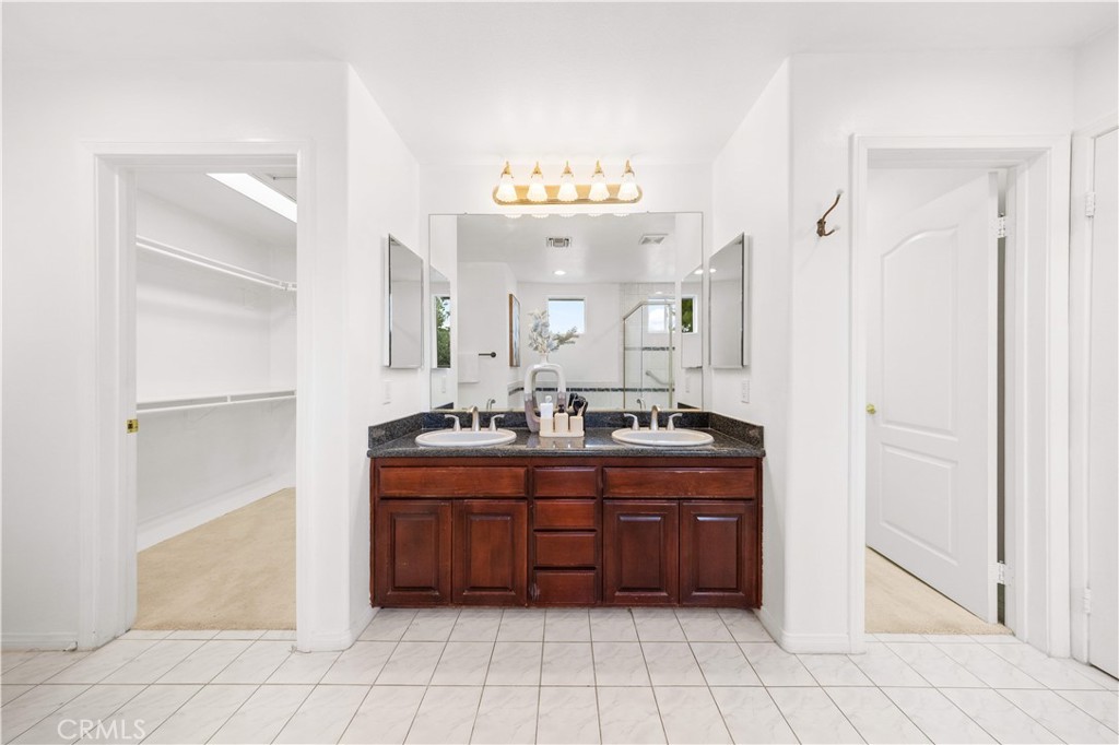 1823 Cliffbranch Property Photo 40
