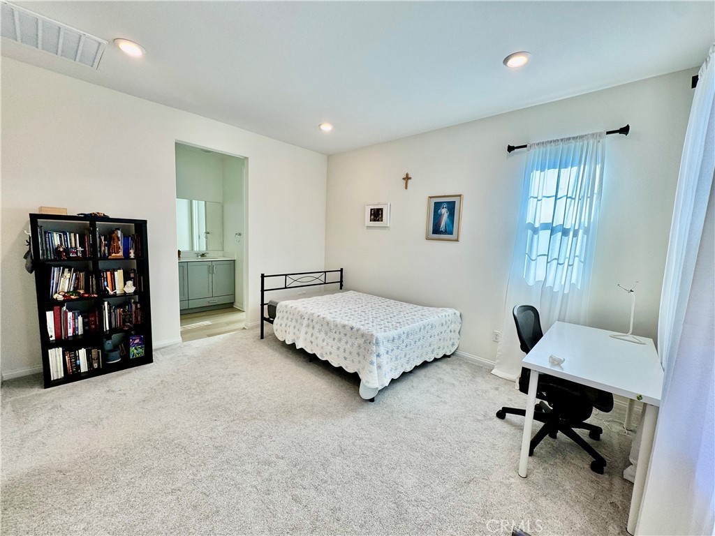 27474 Quiet View Place Property Photo 10