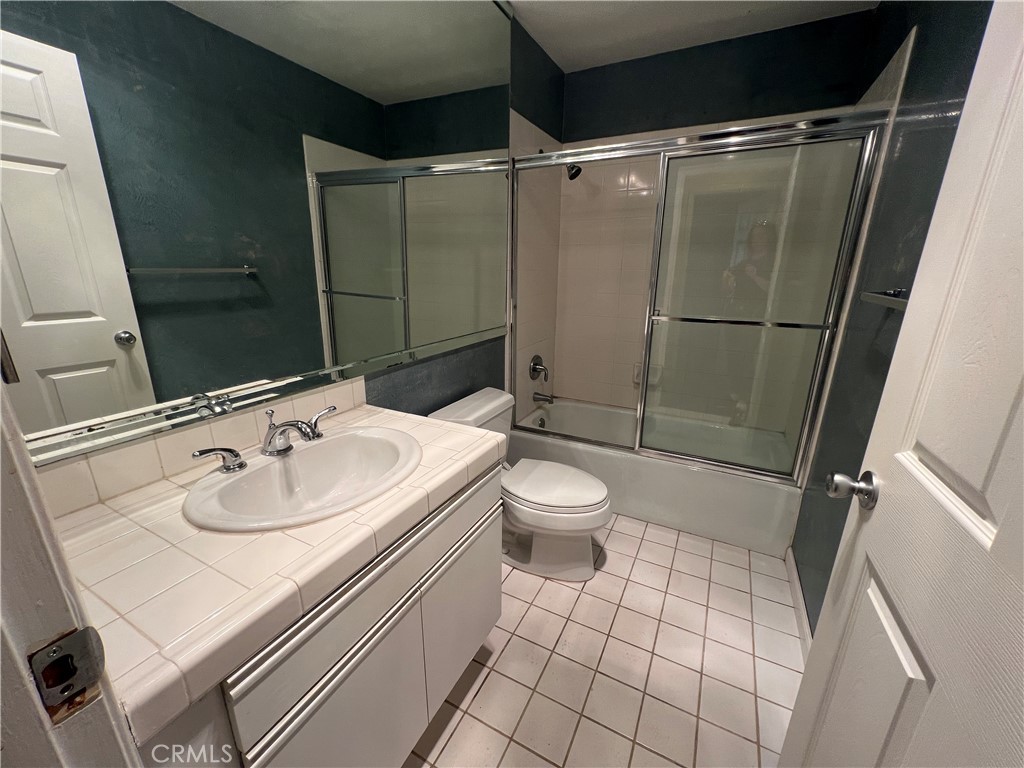 1240 S Corning 108 Property Photo 6