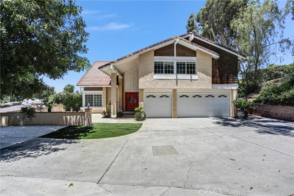 3931 E Lorencita Drive Property Photo 3