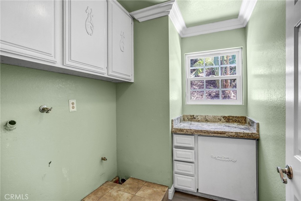 3931 E Lorencita Drive Property Photo 17