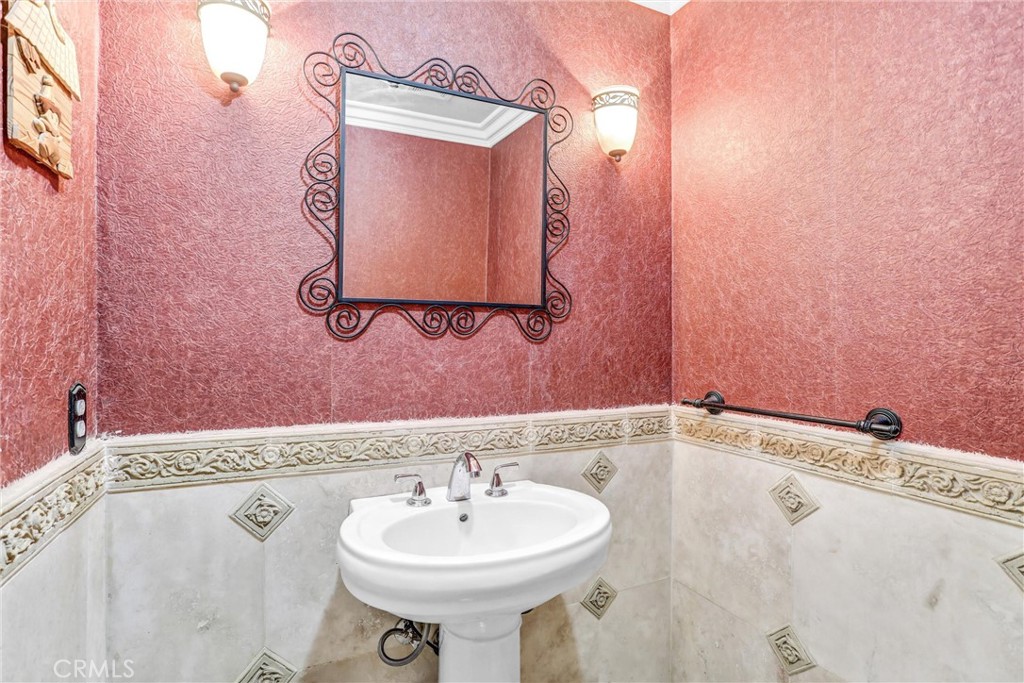 3931 E Lorencita Drive Property Photo 18