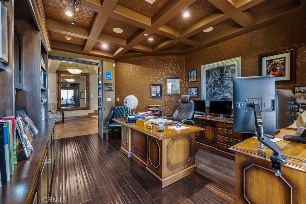 3388 Viewfield Property Photo 12